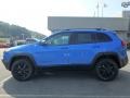 Hydro Blue Pearl - Cherokee Trailhawk 4x4 Photo No. 2