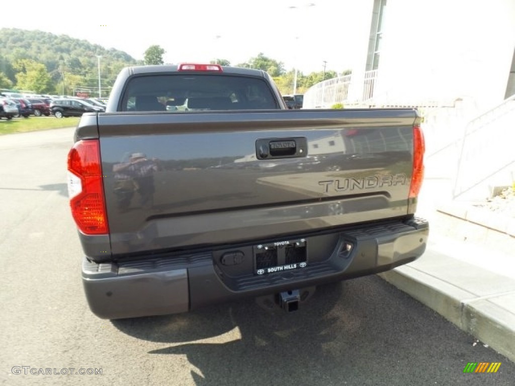 2018 Tundra SR5 CrewMax 4x4 - Magnetic Gray Metallic / Graphite photo #7