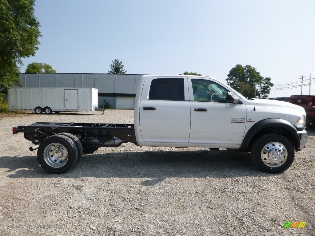 Bright White 2018 Ram 4500 Tradesman Crew Cab 4x4 Chassis Exterior Photo #122845610