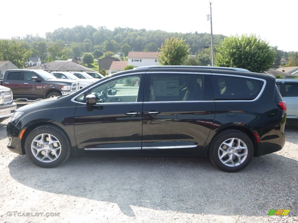 2018 Pacifica Touring L Plus - Brilliant Black Crystal Pearl / Black/Alloy photo #2