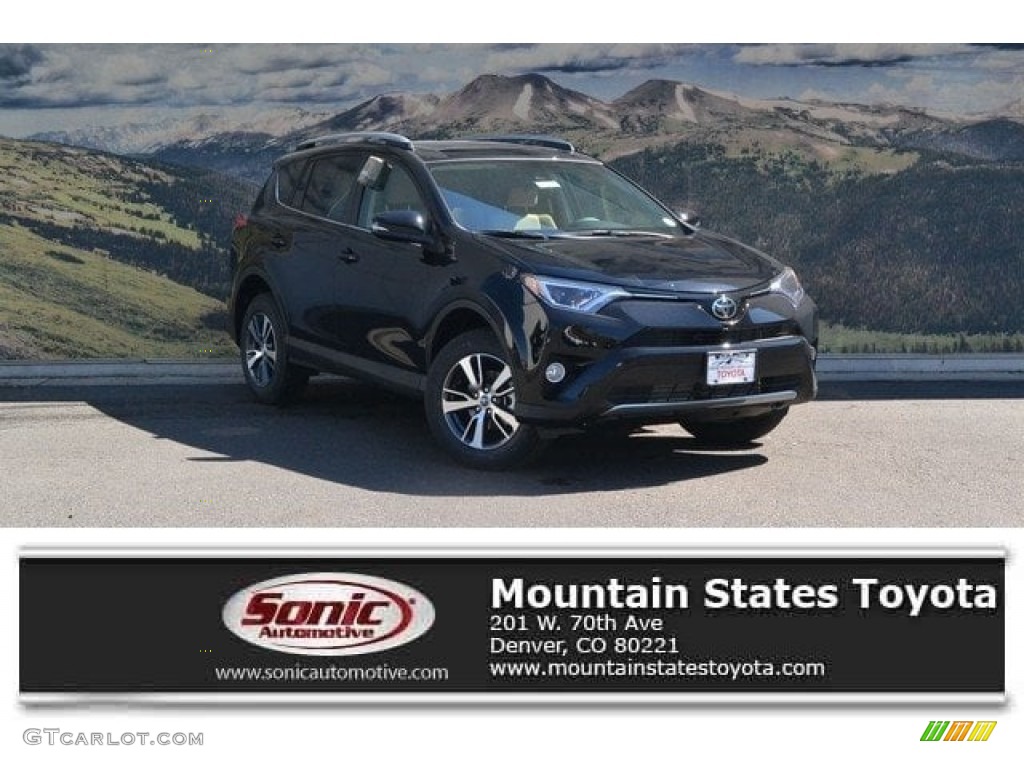 2018 RAV4 XLE AWD - Black / Nutmeg photo #1