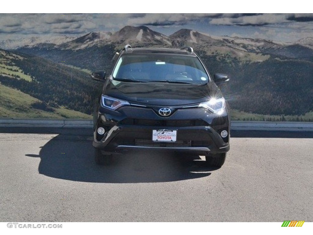 2018 RAV4 XLE AWD - Black / Nutmeg photo #2