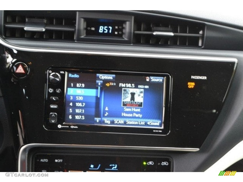 2018 Toyota Corolla iM Standard Corolla iM Model Controls Photos