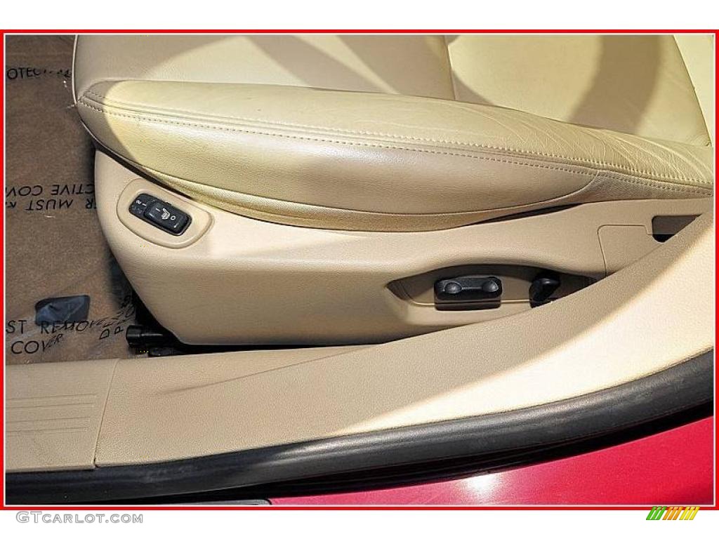 2009 Aura XR - Red Jewel Tintcoat / Tan photo #11