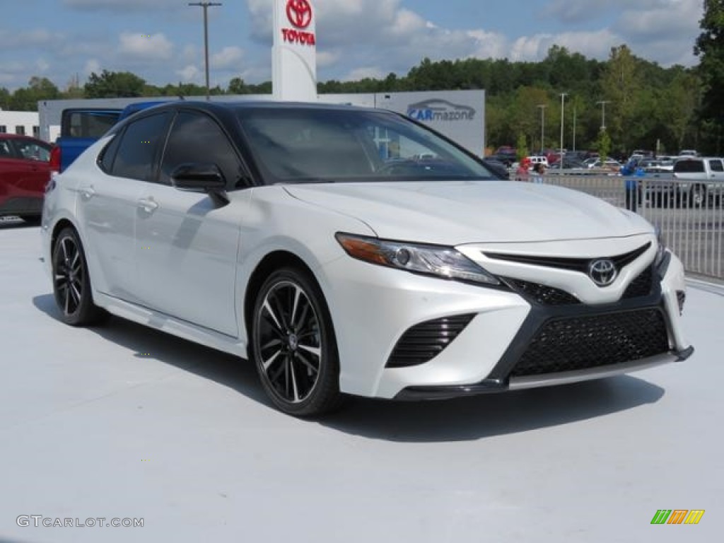 2018 Camry XSE - Wind Chill Pearl / Black photo #1