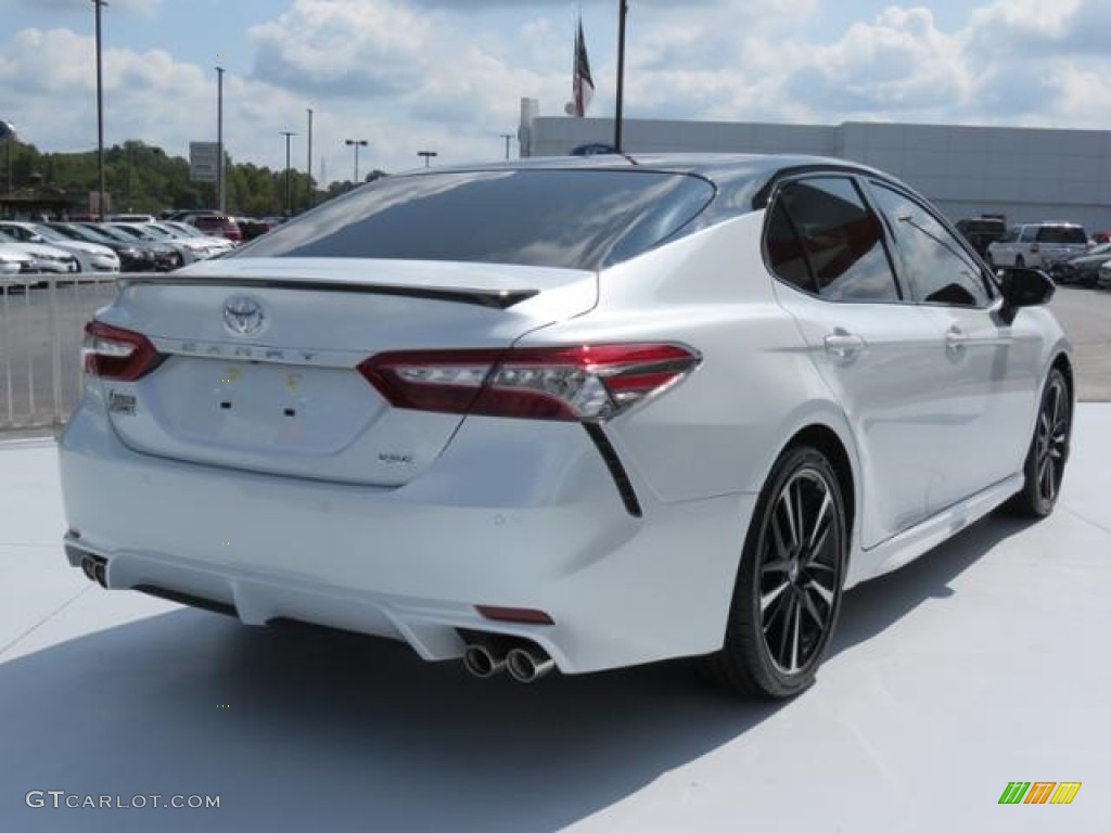 2018 Camry XSE - Wind Chill Pearl / Black photo #6