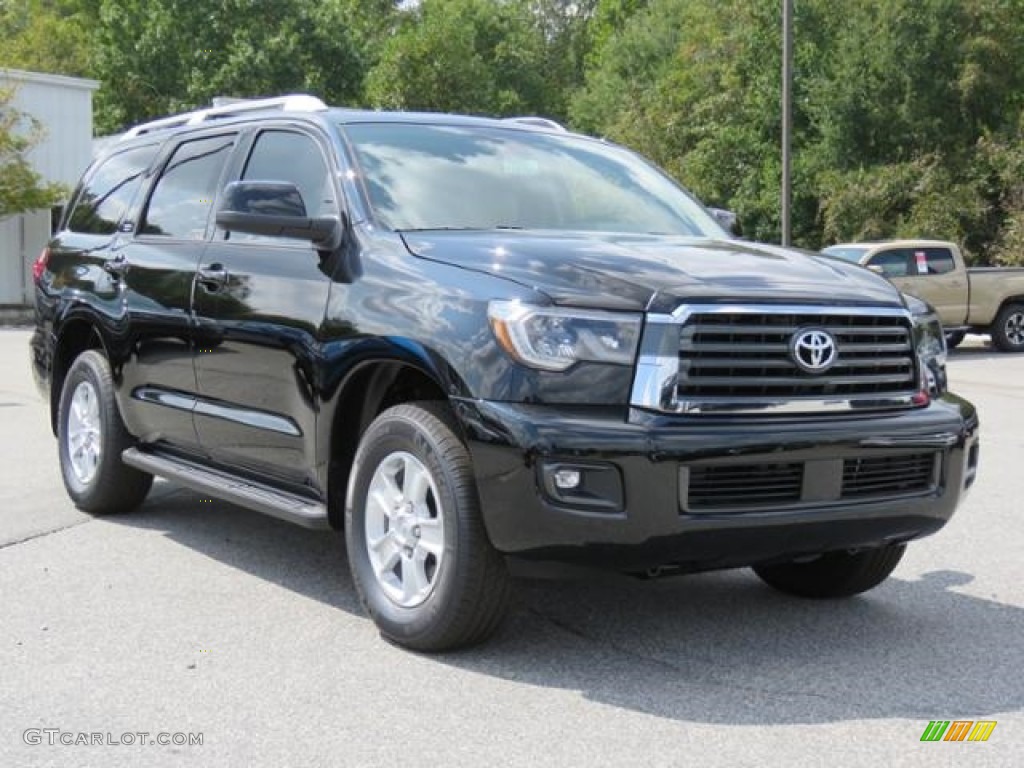 2018 Sequoia SR5 4x4 - Midnight Black Metallic / Sand Beige photo #1