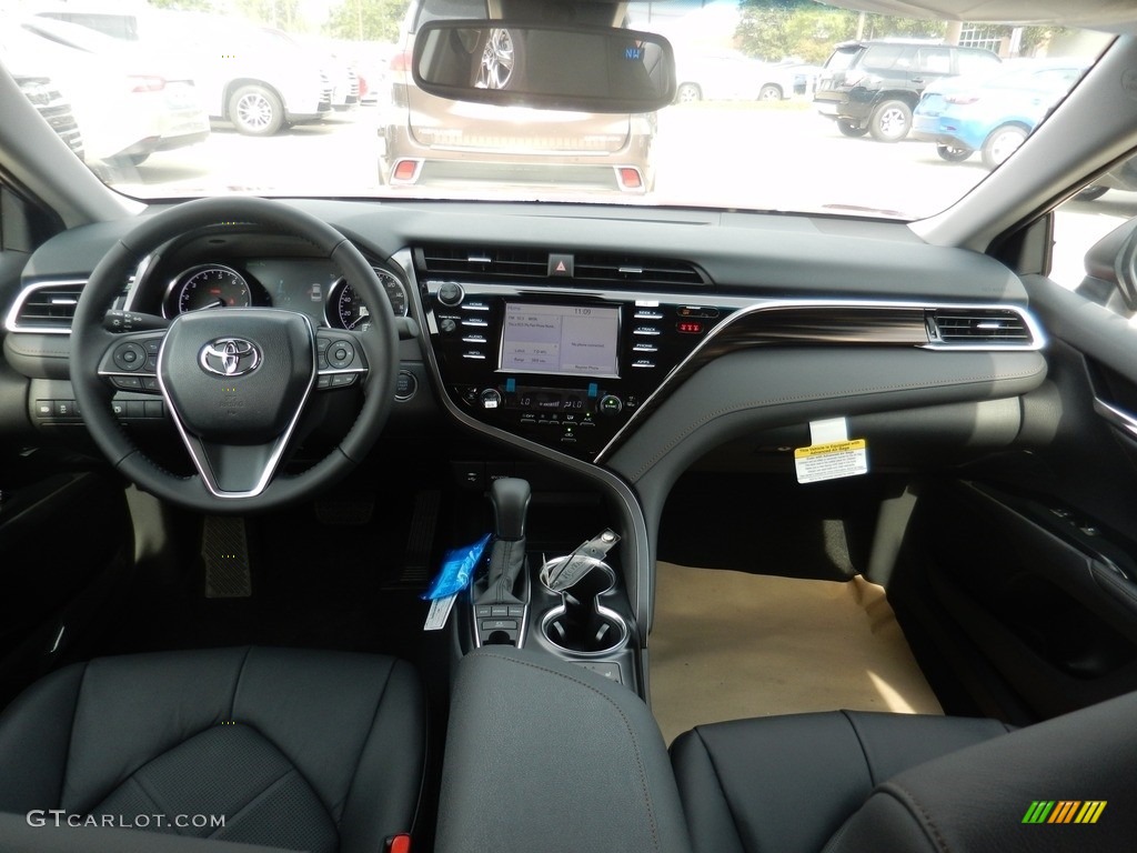 2018 Camry XLE - Ruby Flare Pearl / Black photo #4