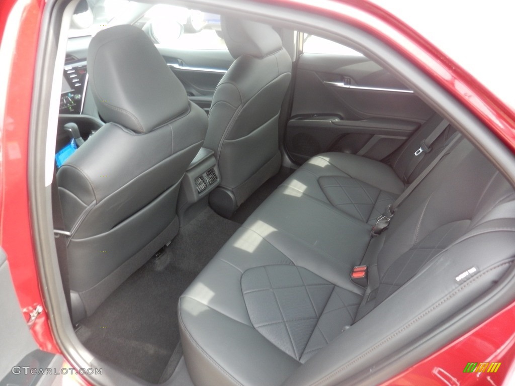 2018 Camry XLE - Ruby Flare Pearl / Black photo #5
