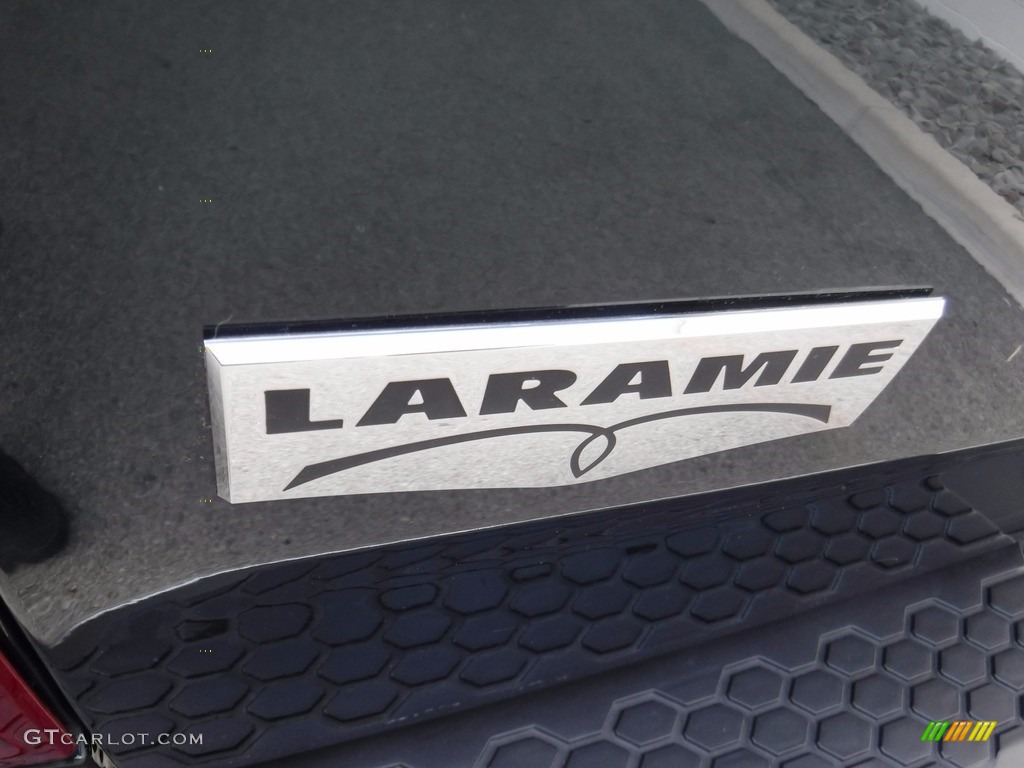 2011 Ram 1500 Laramie Crew Cab 4x4 - Hunter Green Pearl / Light Pebble Beige/Bark Brown photo #14