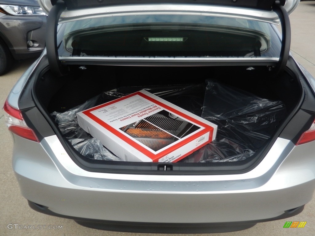 2018 Camry LE - Celestial Silver Metallic / Ash photo #6
