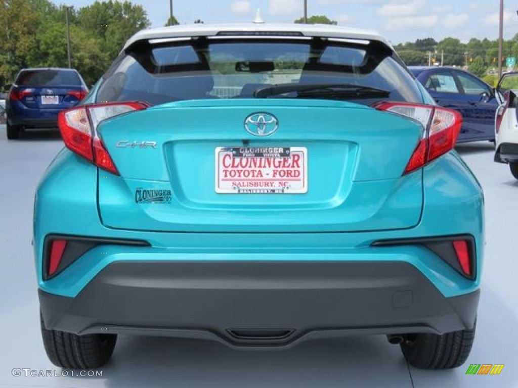 2018 C-HR XLE - Radiant Green Mica / Black photo #5