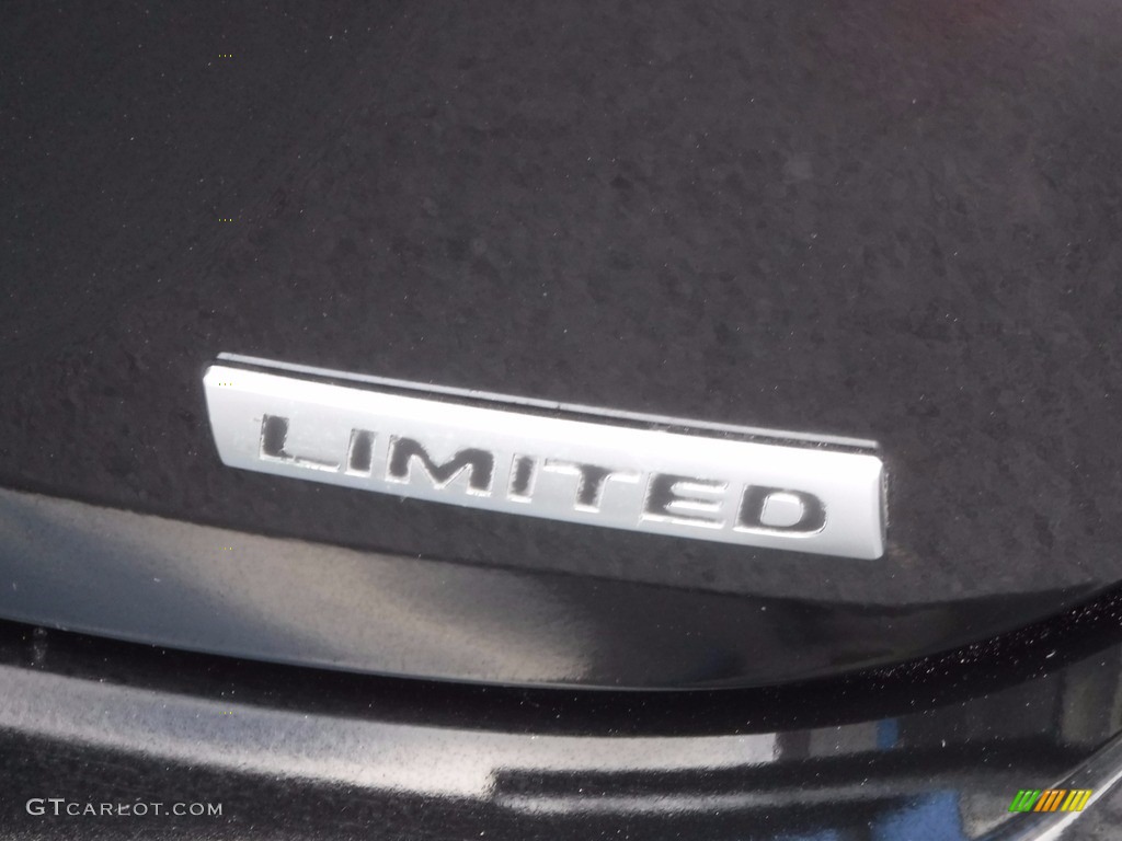 2012 Elantra Limited - Midnight Black / Gray photo #11