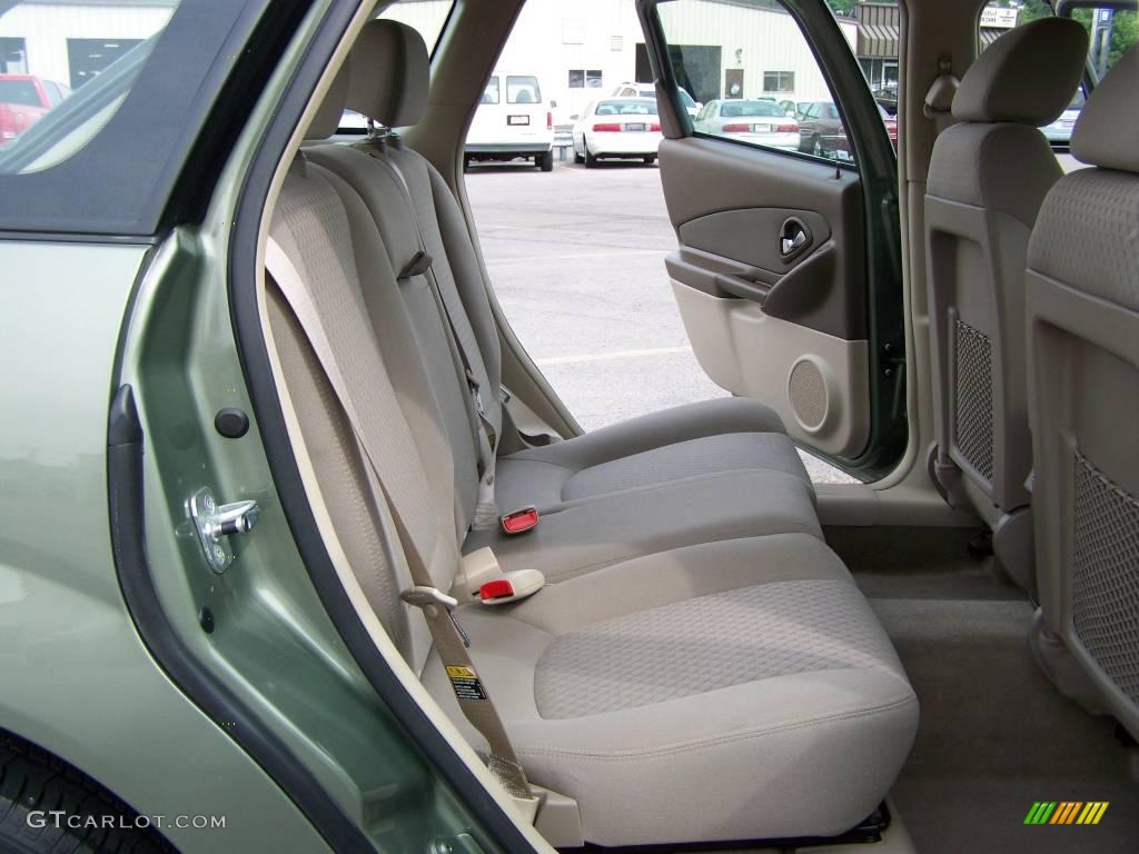 2006 Malibu Maxx LT Wagon - Silver Green Metallic / Cashmere Beige photo #12