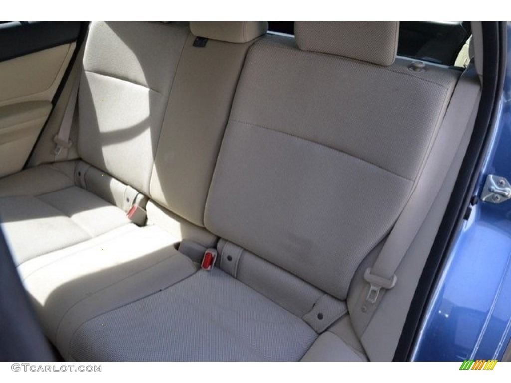 2014 XV Crosstrek 2.0i Premium - Quartz Blue Pearl / Ivory photo #22