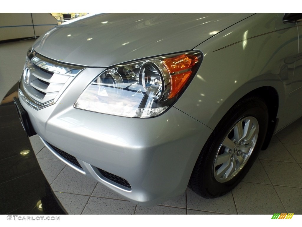2010 Odyssey EX-L - Alabaster Silver Metallic / Gray photo #5