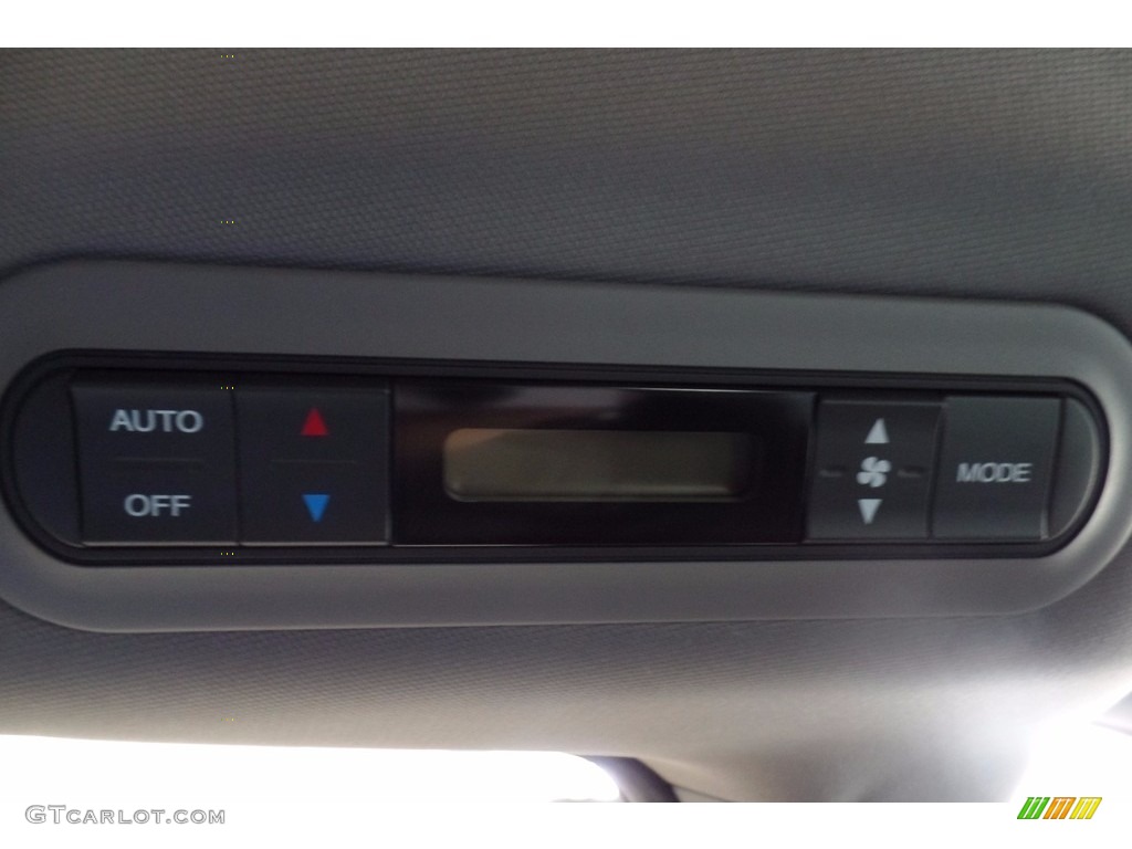 2010 Odyssey EX-L - Alabaster Silver Metallic / Gray photo #19