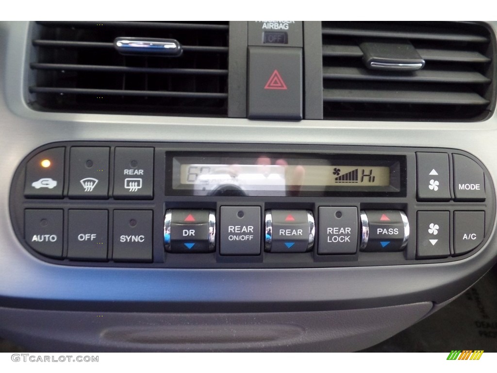 2010 Odyssey EX-L - Alabaster Silver Metallic / Gray photo #24