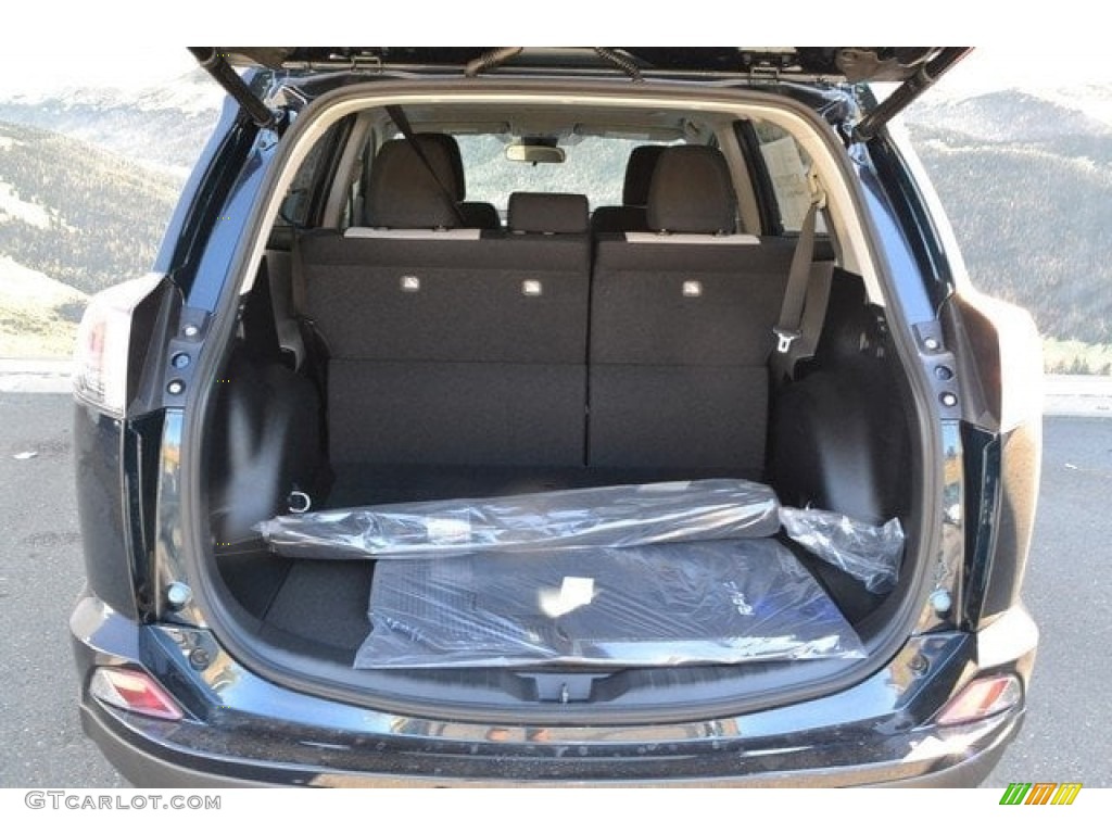 2018 Toyota RAV4 XLE AWD Trunk Photo #122890383