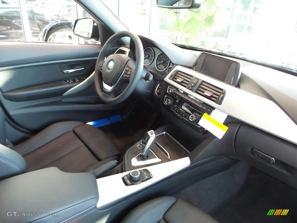 2018 3 Series 320i xDrive Sedan - Jet Black / Black photo #5