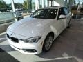 2018 Alpine White BMW 3 Series 320i xDrive Sedan  photo #3