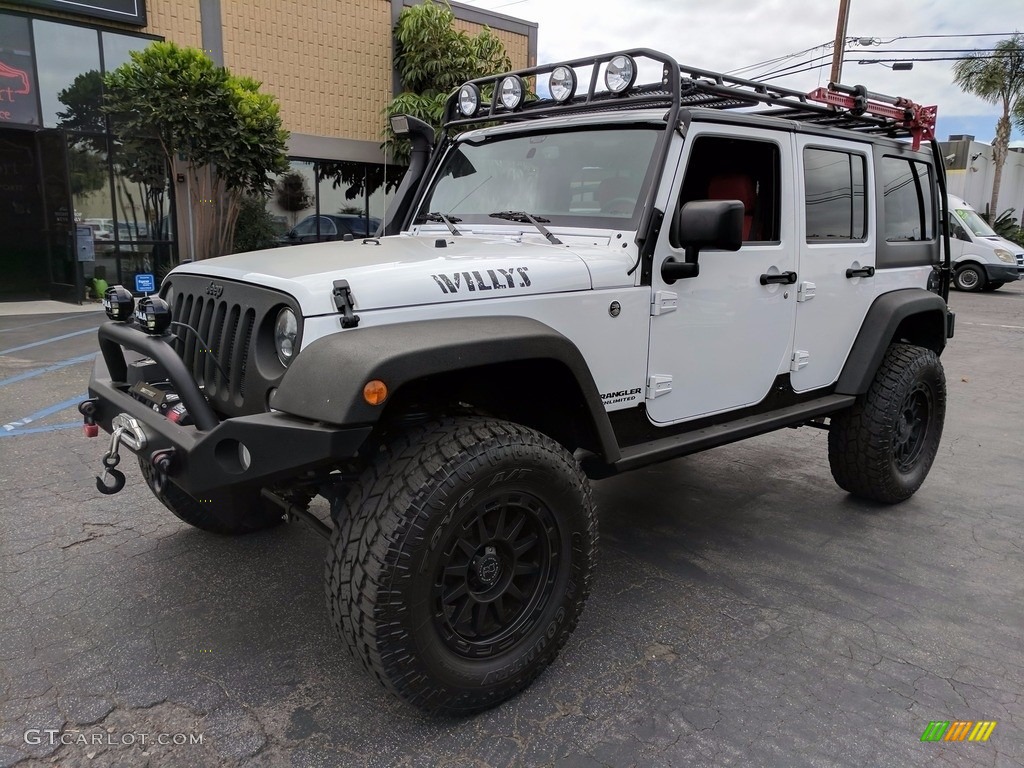 2017 Wrangler Unlimited Sport 4x4 - Bright White / Black photo #2