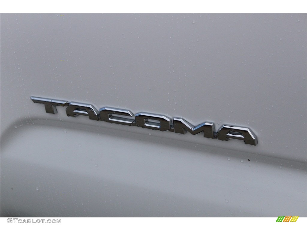 2017 Tacoma SR5 Double Cab - Super White / Cement Gray photo #8