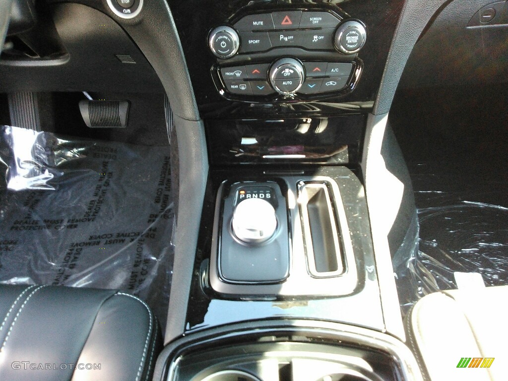 2018 300 S AWD - Gloss Black / Black photo #10