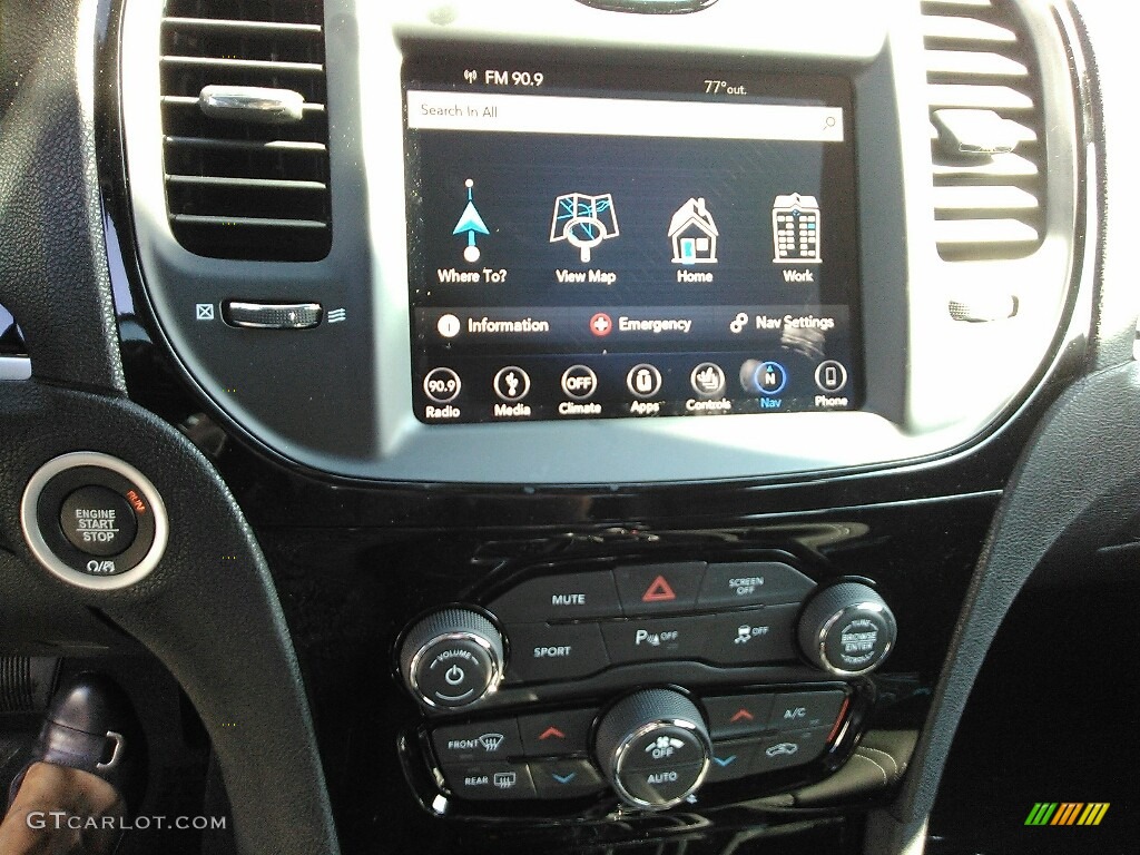 2018 300 S AWD - Gloss Black / Black photo #14