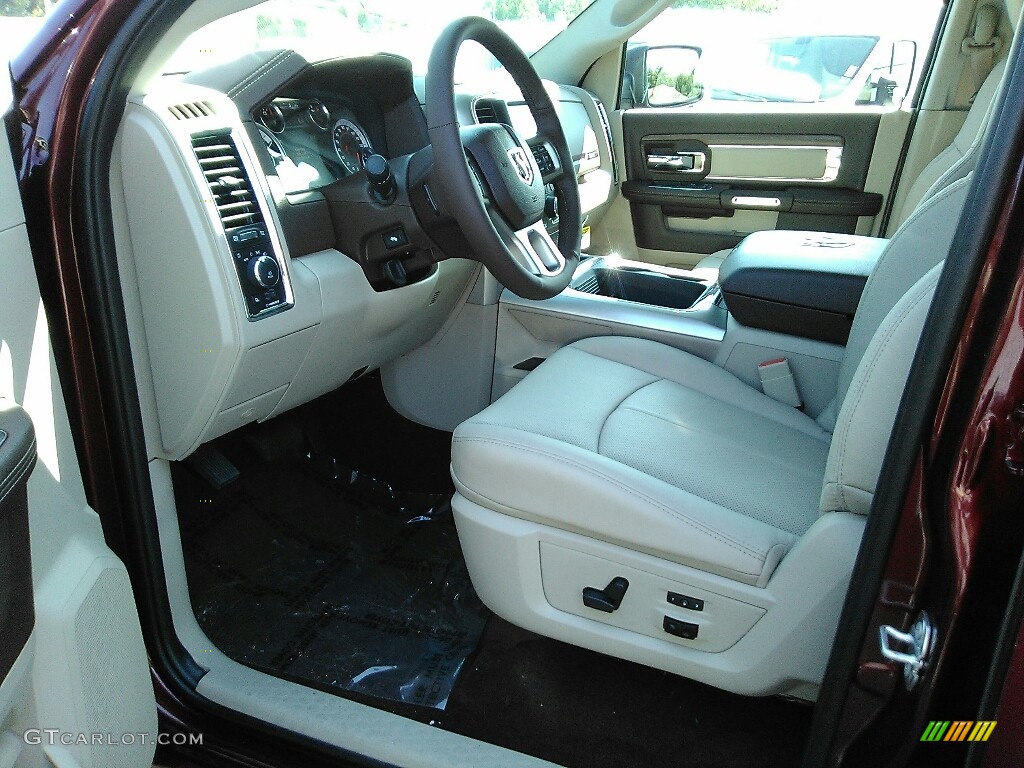2018 1500 Laramie Crew Cab 4x4 - Delmonico Red Pearl / Canyon Brown/Light Frost Beige photo #5