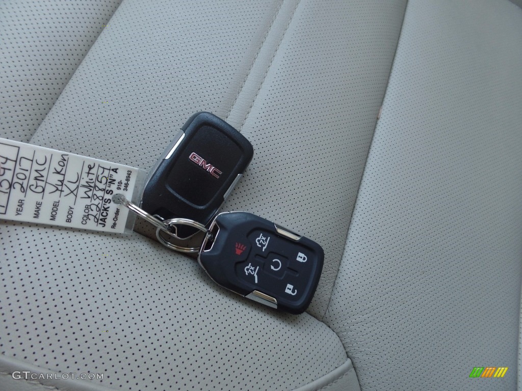 2017 GMC Yukon Denali 4WD Keys Photos