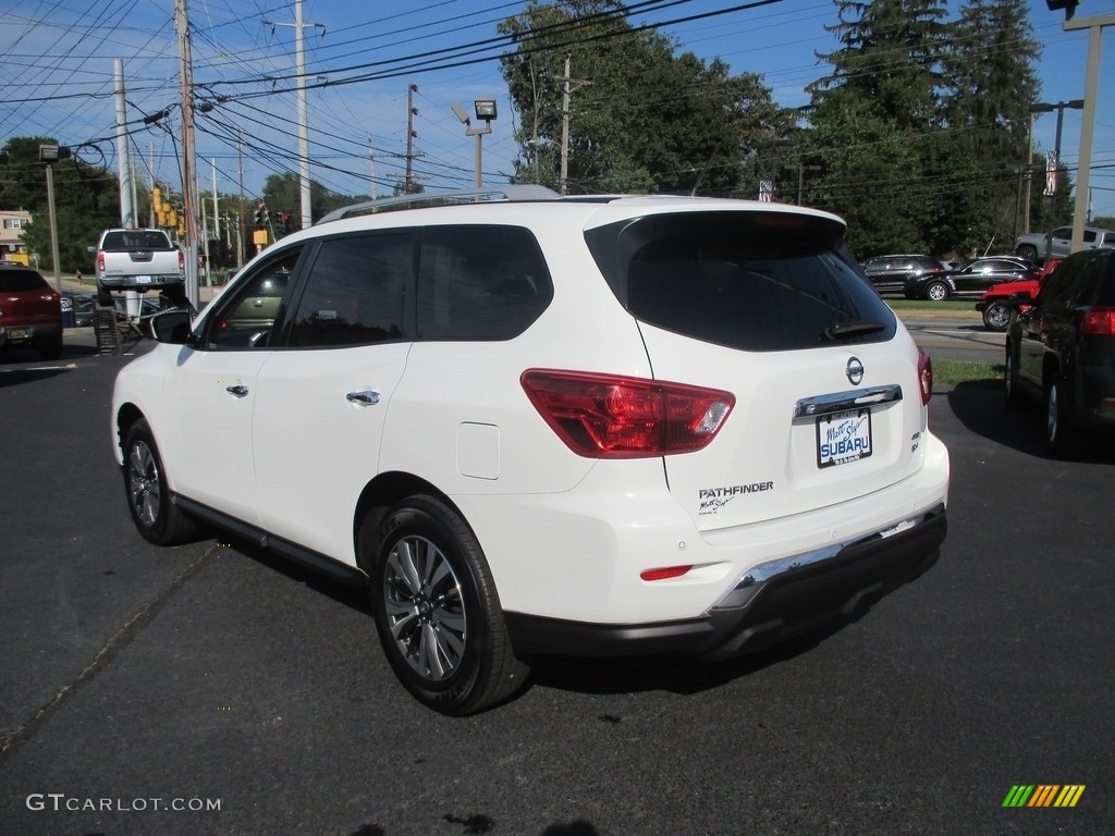 2017 Pathfinder SV 4x4 - Glacier White / Charcoal photo #8