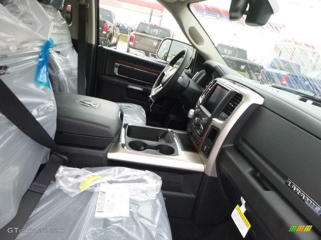 2018 1500 Laramie Crew Cab 4x4 - Blue Streak Pearl / Black photo #11