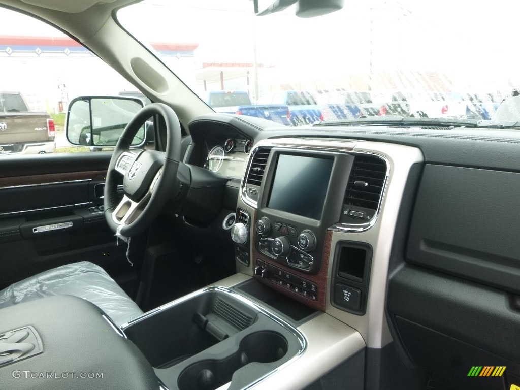 2018 1500 Laramie Crew Cab 4x4 - Blue Streak Pearl / Black photo #12
