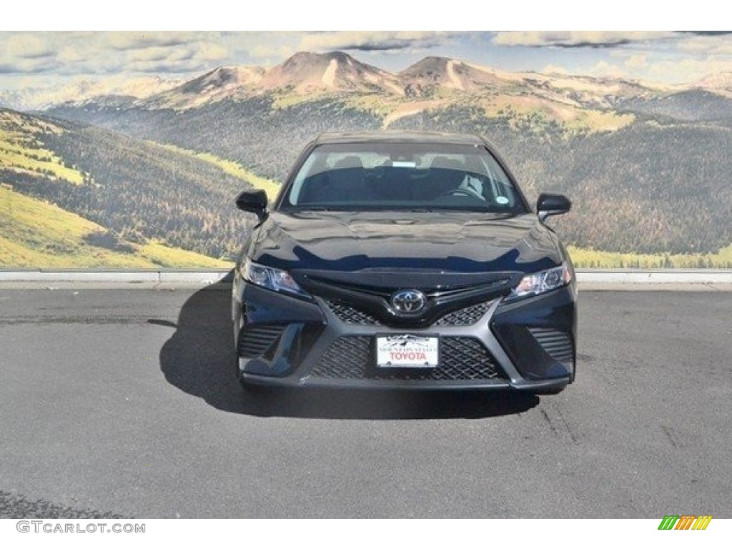 2018 Camry SE - Midnight Black Metallic / Ash photo #2