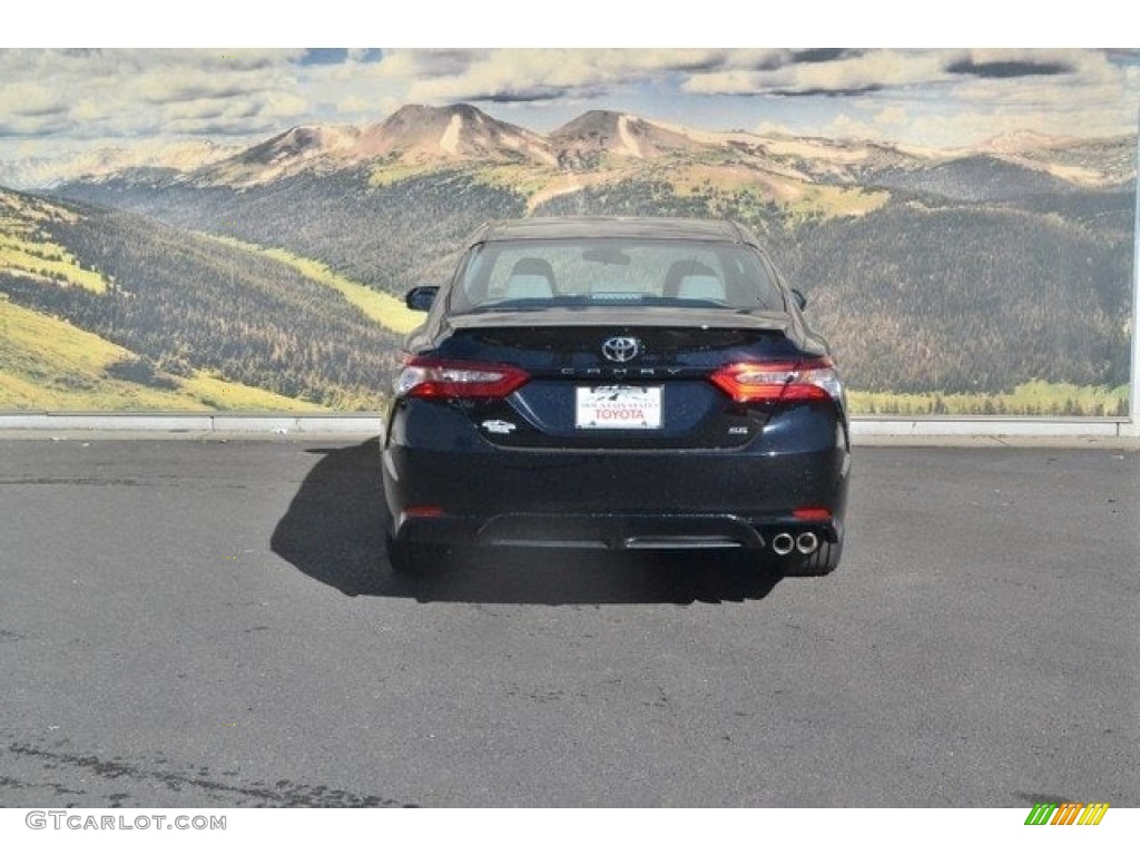 2018 Camry SE - Midnight Black Metallic / Ash photo #4