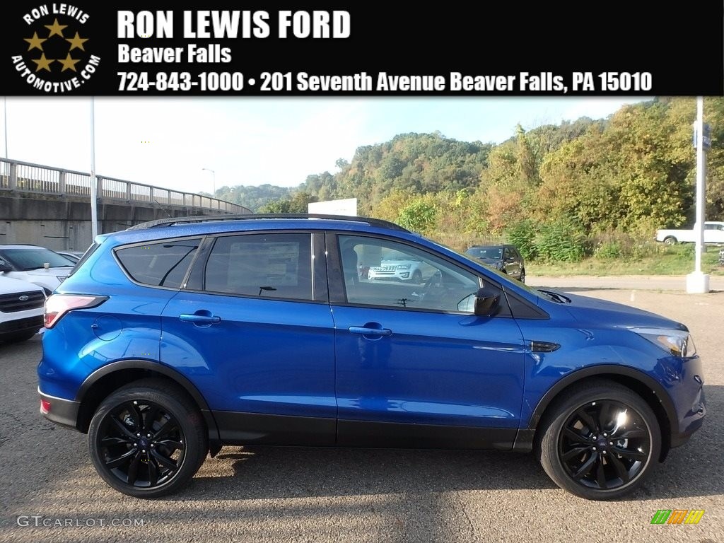 2017 Escape SE 4WD - Lightning Blue / Charcoal Black photo #1