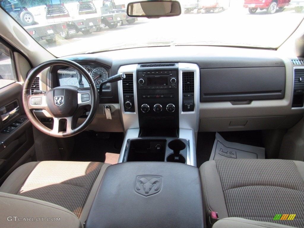 2011 Ram 2500 HD SLT Mega Cab 4x4 - Deep Water Blue Pearl / Light Pebble Beige/Bark Brown photo #11