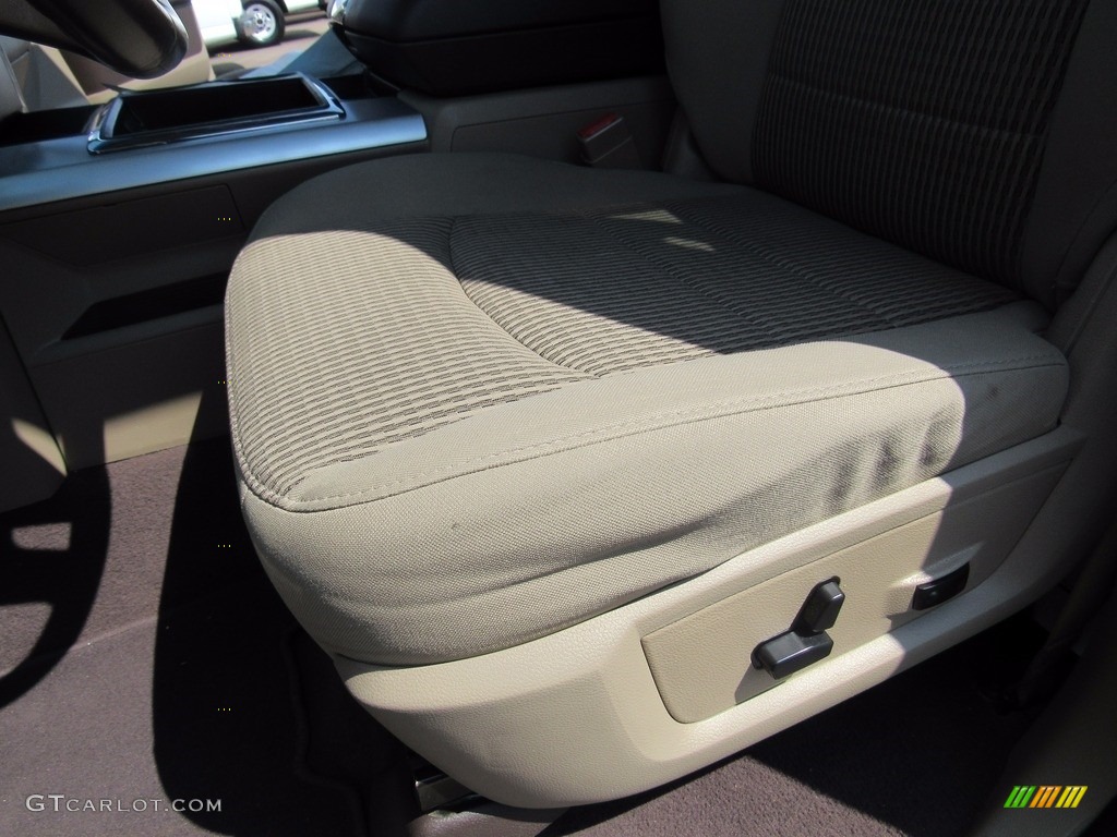 2011 Ram 2500 HD SLT Mega Cab 4x4 - Deep Water Blue Pearl / Light Pebble Beige/Bark Brown photo #27