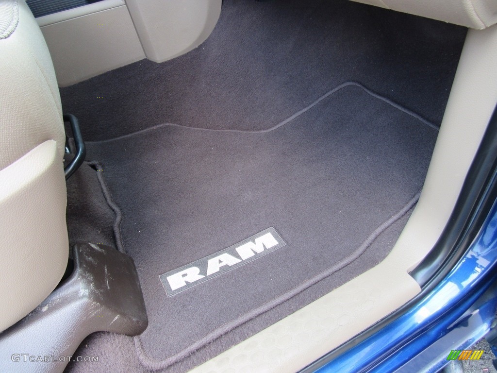 2011 Ram 2500 HD SLT Mega Cab 4x4 - Deep Water Blue Pearl / Light Pebble Beige/Bark Brown photo #30