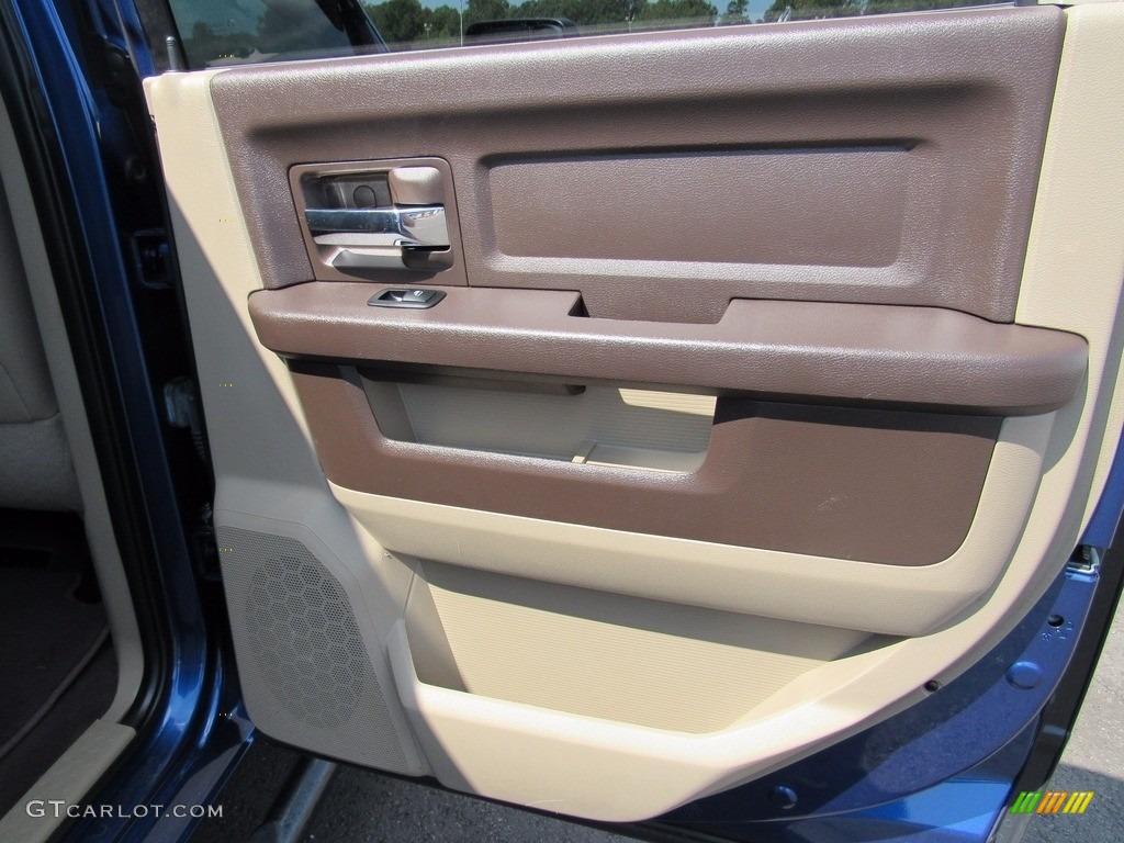 2011 Ram 2500 HD SLT Mega Cab 4x4 - Deep Water Blue Pearl / Light Pebble Beige/Bark Brown photo #37