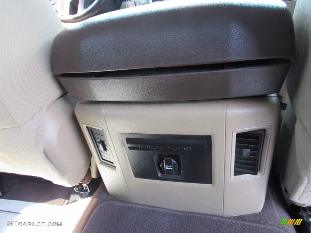 2011 Ram 2500 HD SLT Mega Cab 4x4 - Deep Water Blue Pearl / Light Pebble Beige/Bark Brown photo #41