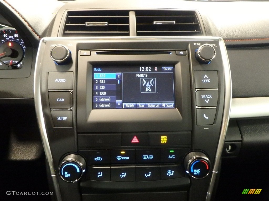 2017 Camry SE - Midnight Black Metallic / Black photo #12