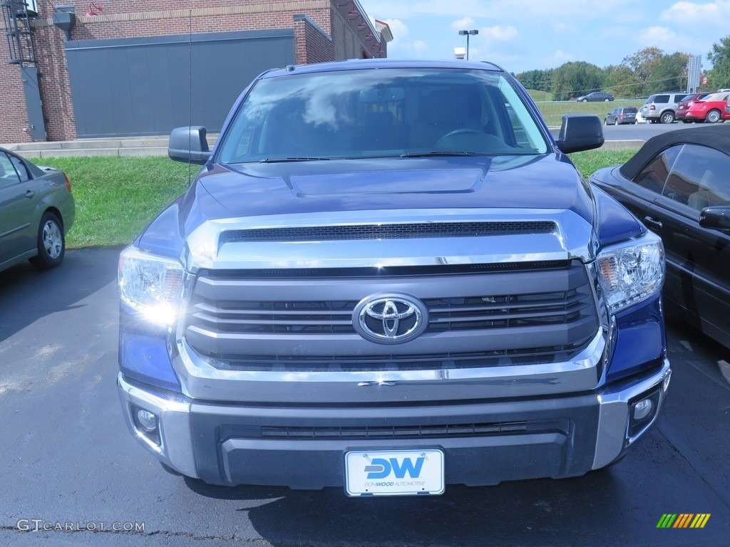 2015 Tundra SR5 Double Cab 4x4 - Blue Ribbon Metallic / Graphite photo #2