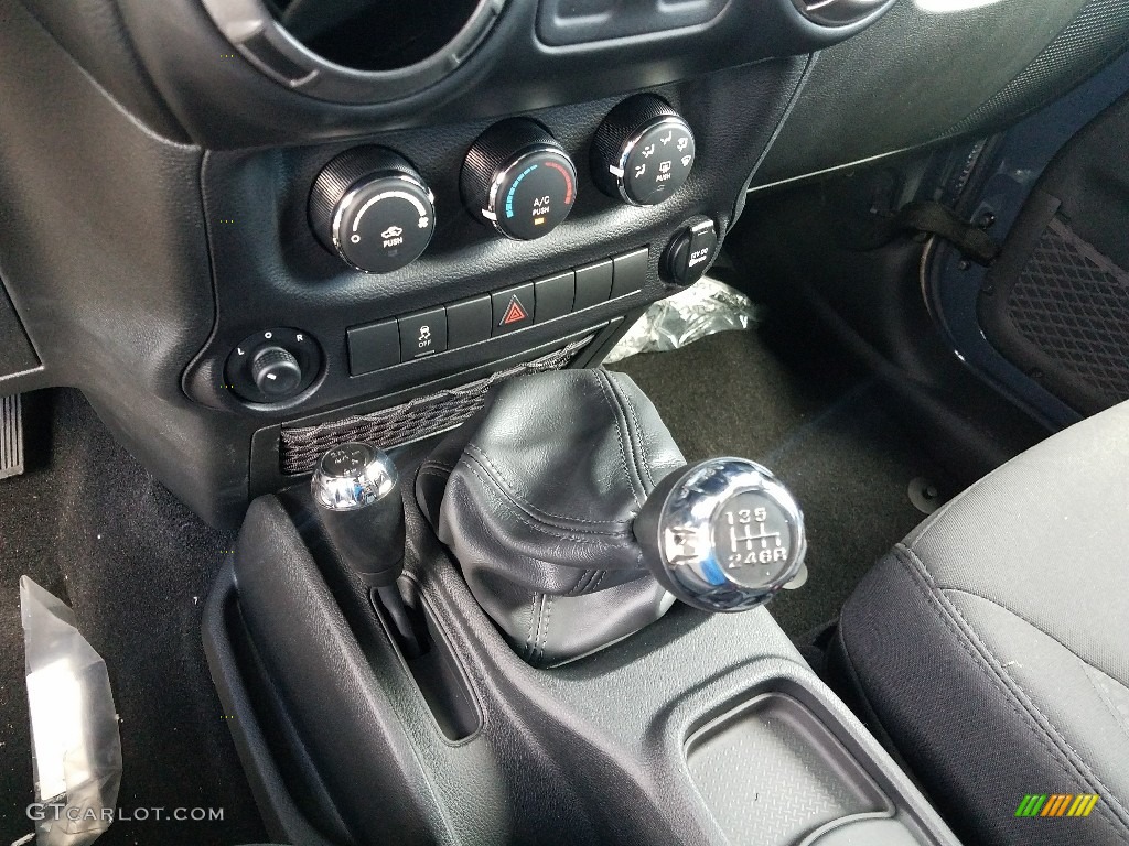 2017 Wrangler Sport 4x4 - Black / Black photo #9