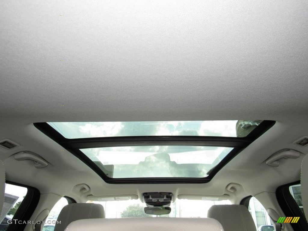 2018 Range Rover Velar S - Fuji White / Acorn/Ebony photo #17