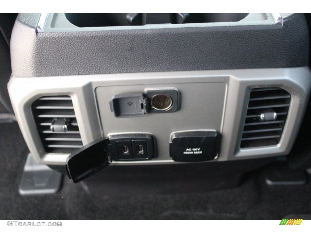 2017 F150 Lariat SuperCrew 4X4 - Oxford White / Black photo #30
