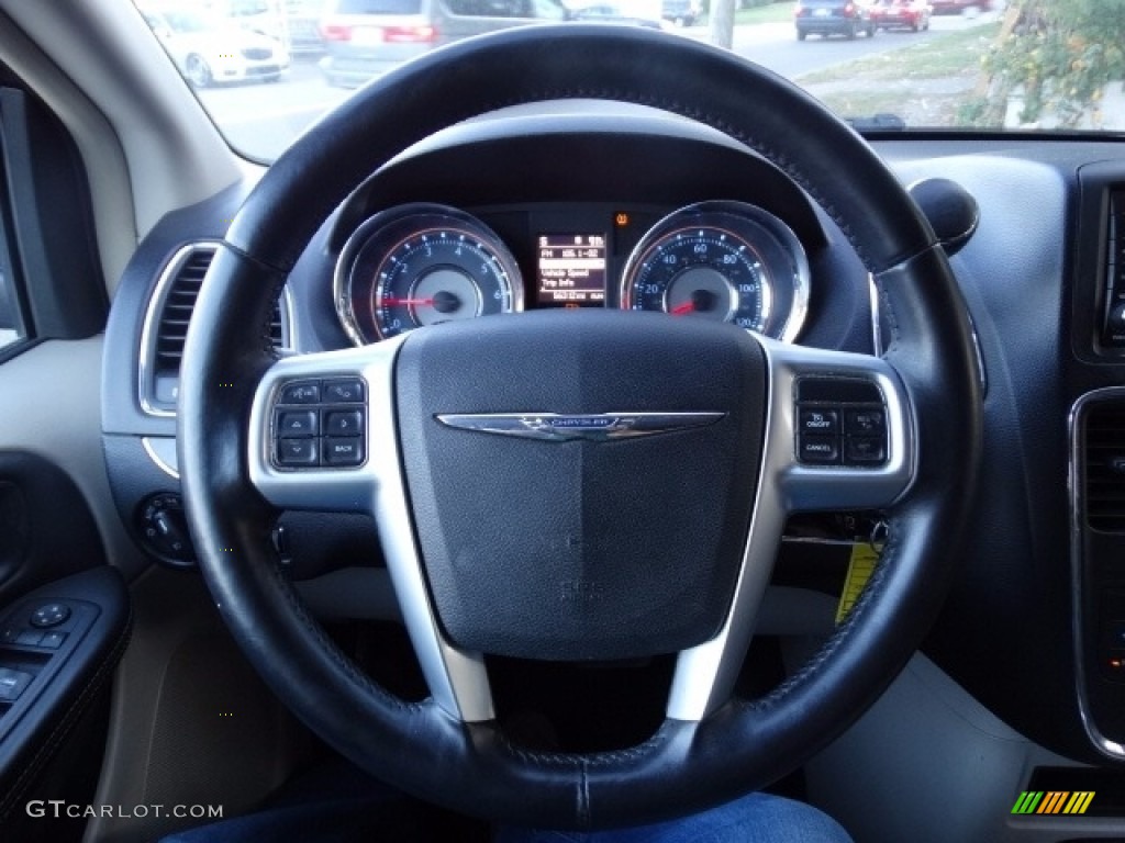 2012 Town & Country Touring - Dark Charcoal Pearl / Black/Light Graystone photo #13