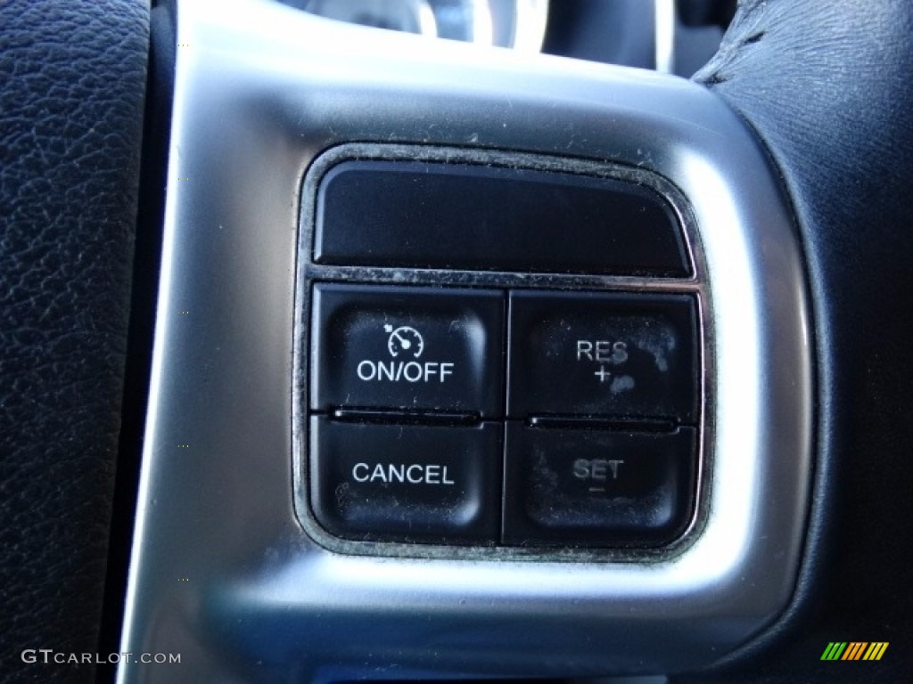 2012 Town & Country Touring - Dark Charcoal Pearl / Black/Light Graystone photo #15