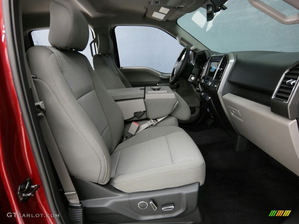 2017 F150 XLT SuperCrew - Ruby Red / Earth Gray photo #13
